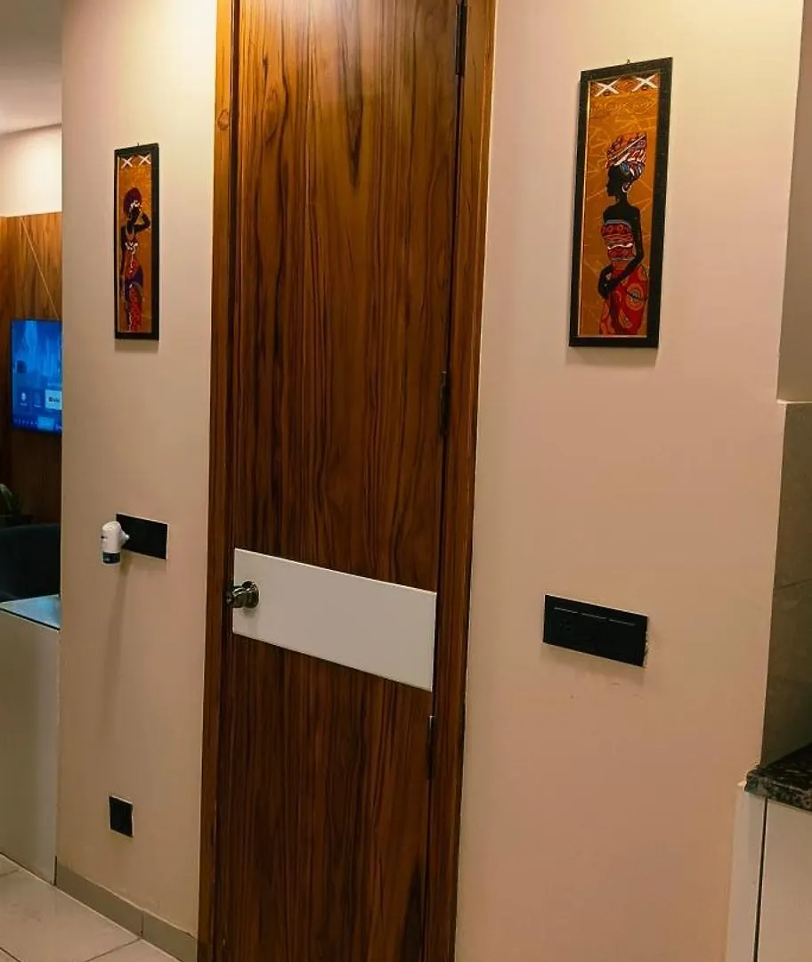 ***  The Cerro Ricco 2 Hotel Zirakpur India